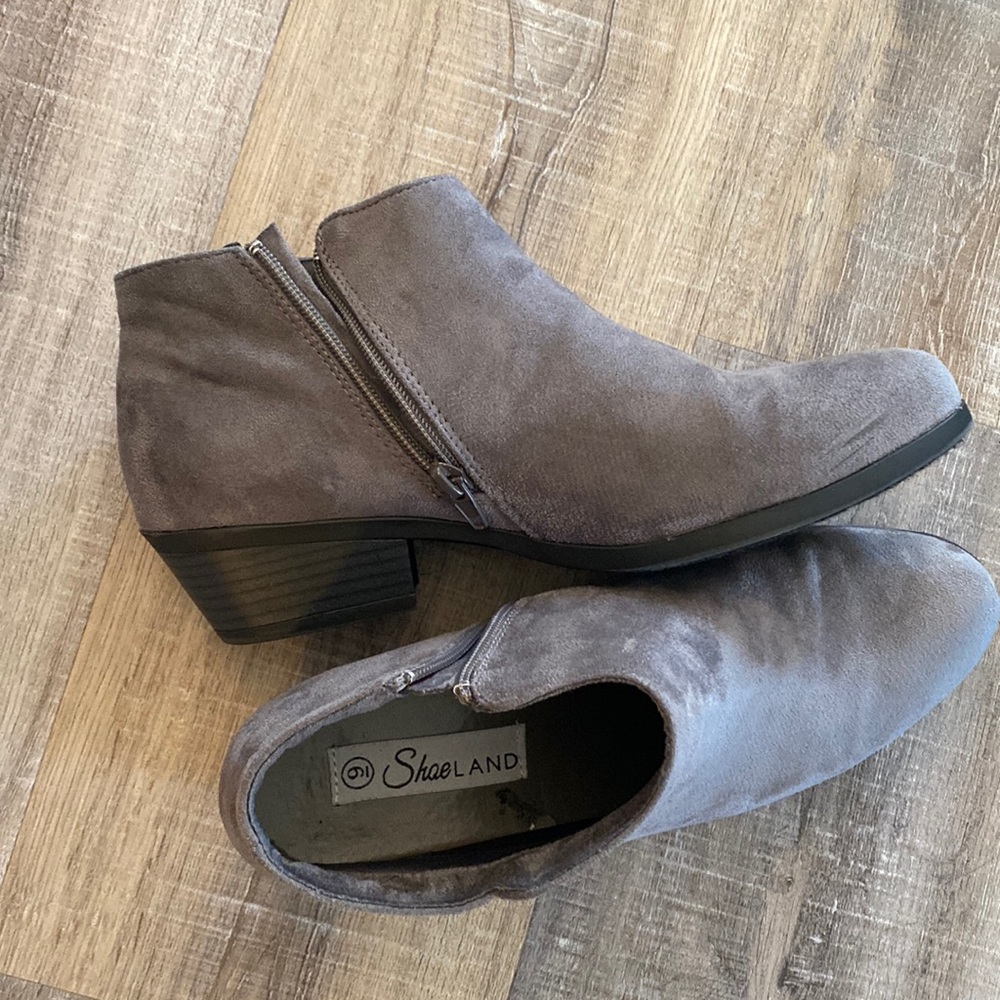 Shoe Land gray booties